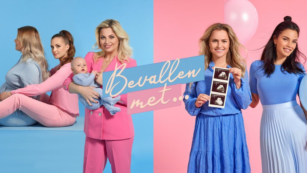 Bobbi Eden, Monica Geuze, Marly van der Velden en Fatima Moreira de Melo ondersteunen verloskundigen bij bevalling op TLC